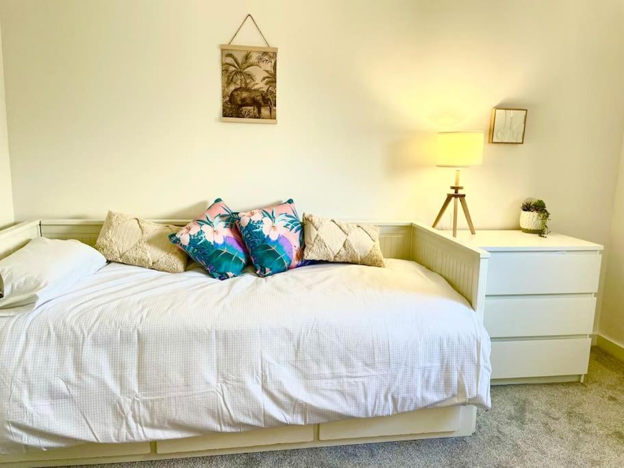 Modern Chic Summer Holiday Retreat. نيوكويي المظهر الخارجي الصورة